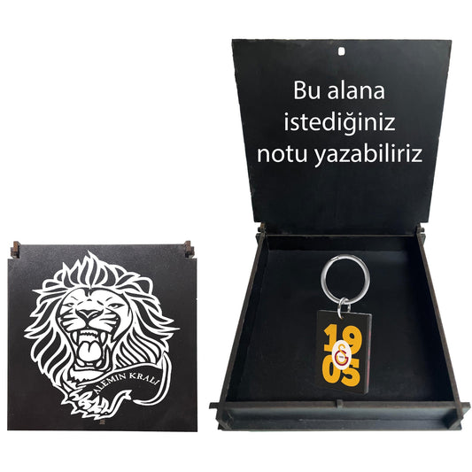 Galatasaray Lisanslı Siyah 1905 Yazılı Çift Taraflı Anahtarlık Aslan Ahşap Kutulu