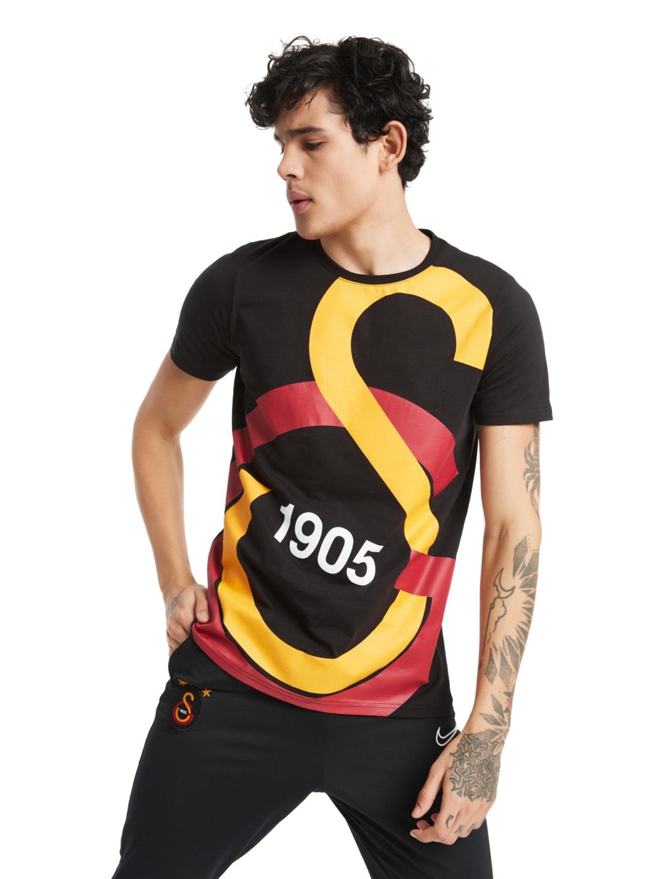 Galatasaray Lisanslı Siyah Büyük Logolu T-Shirt