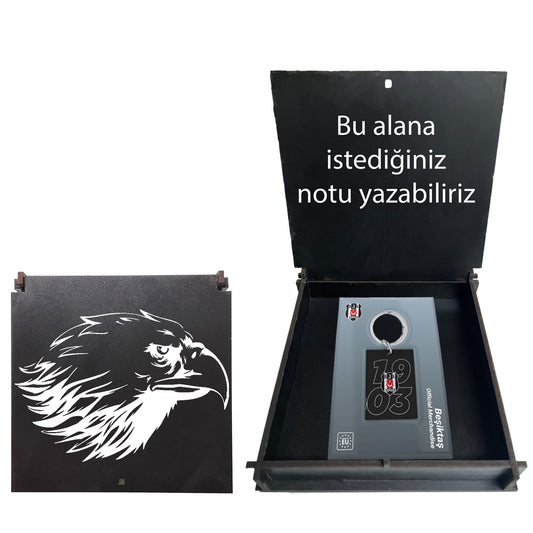Beşiktaş Lisanslı Siyah Beyaz 1903 Yazılı Anahtarlık Kartal Ahşap Kutulu